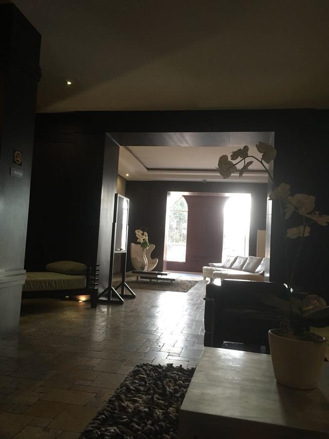 Suites Parque Real Кито Экстерьер фото