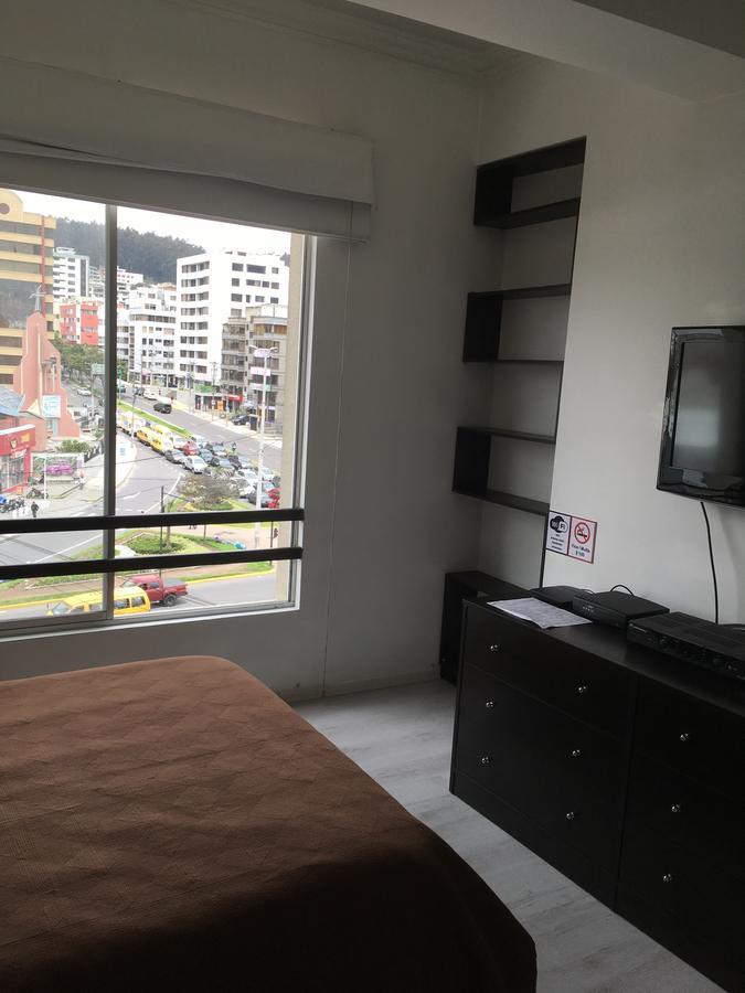 Suites Parque Real Кито Экстерьер фото