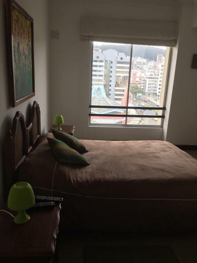 Suites Parque Real Кито Экстерьер фото
