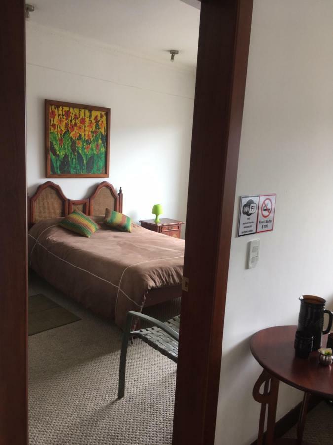 Suites Parque Real Кито Экстерьер фото